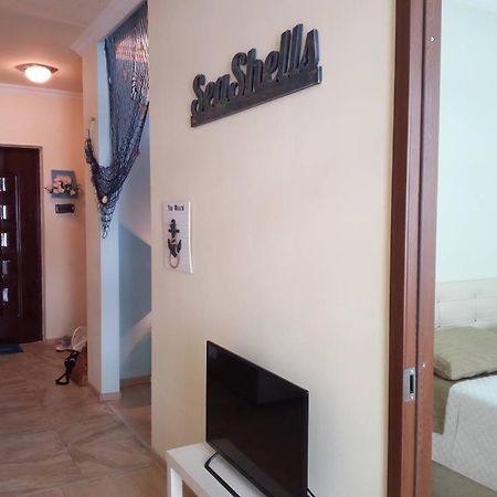 Ruso'S Flat Apartment Batumi Bagian luar foto